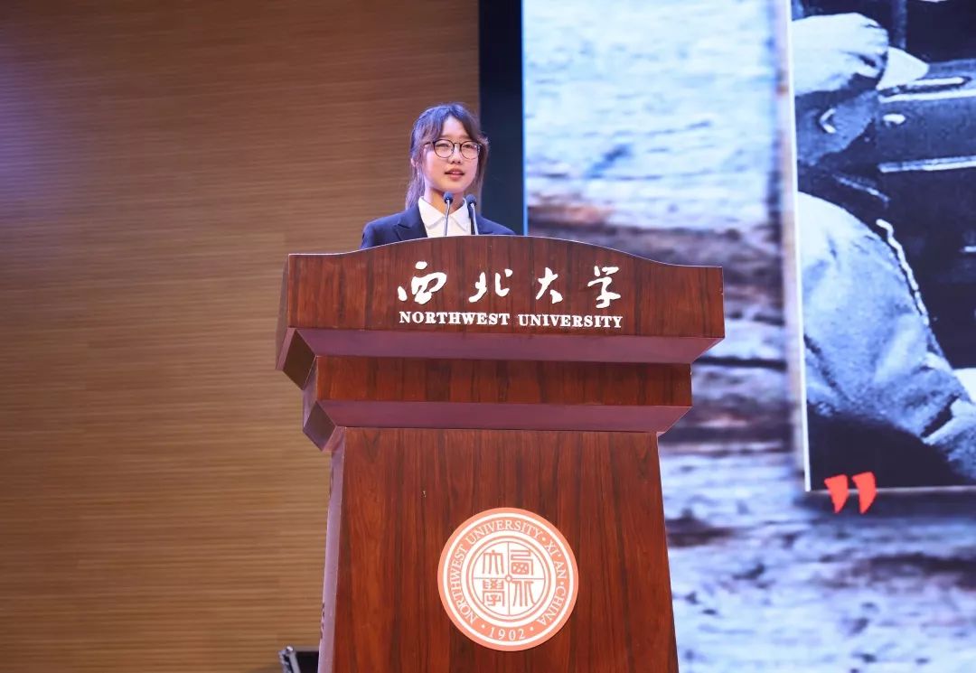 胡婧演讲.jpg
